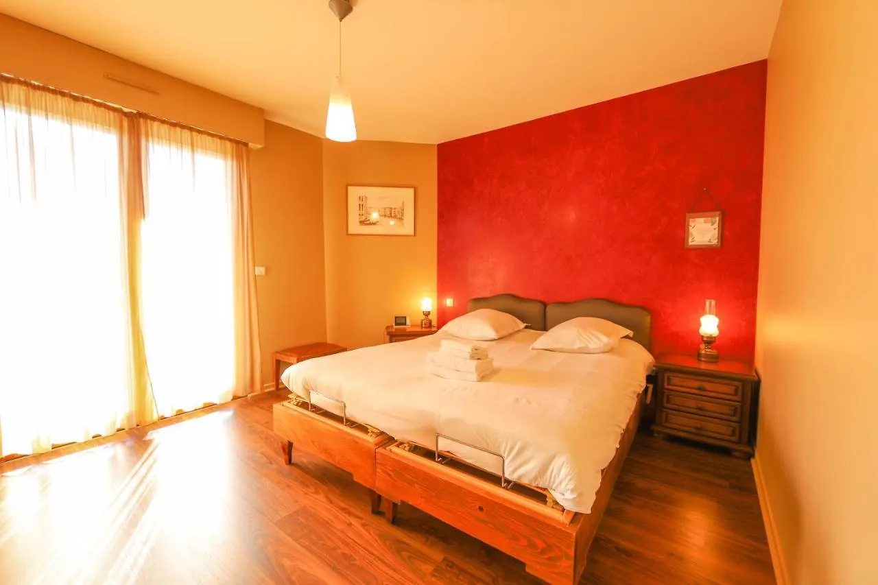 La Pause Annecienne Appartement Familial Annecy 0*,  France