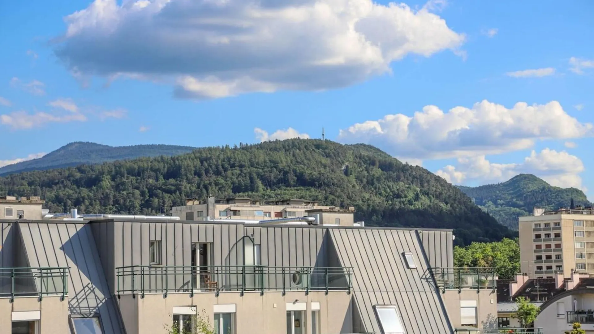 Apartment La Pause Annecienne Appartement Familial Annecy France
